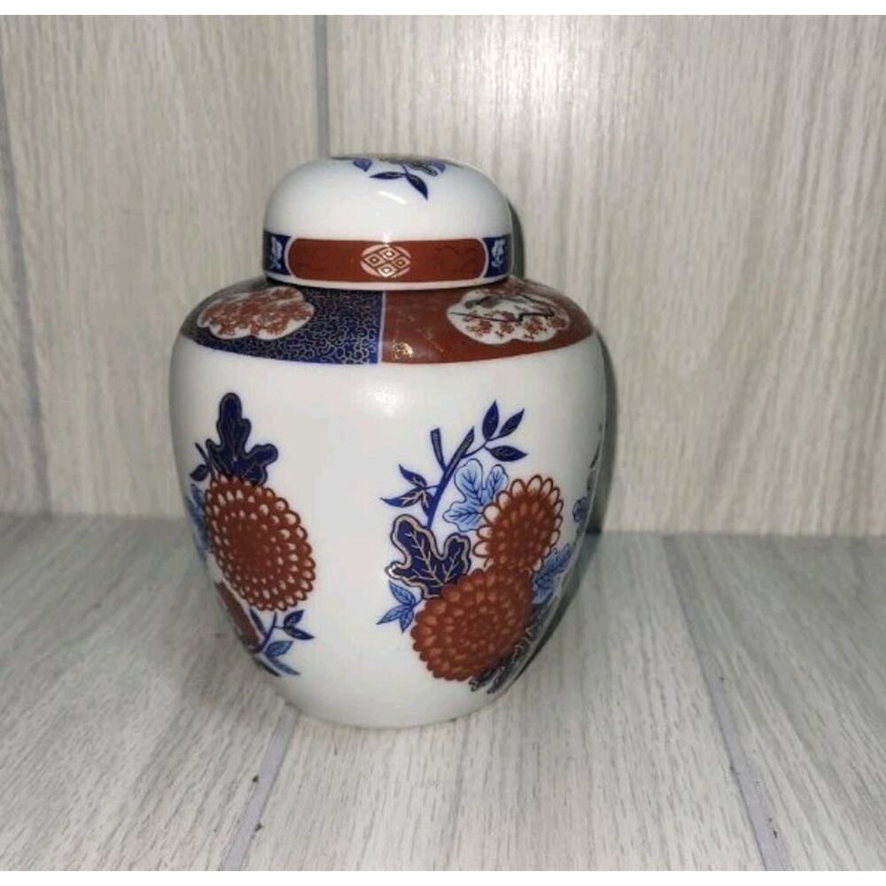 Vintage Japanese Ginger Jar Red Blue White Porcelain Imari Porc Marked 6"
